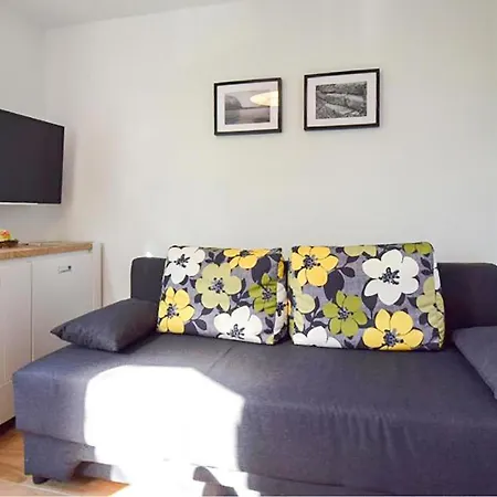 1 Bedroom Cozy In *